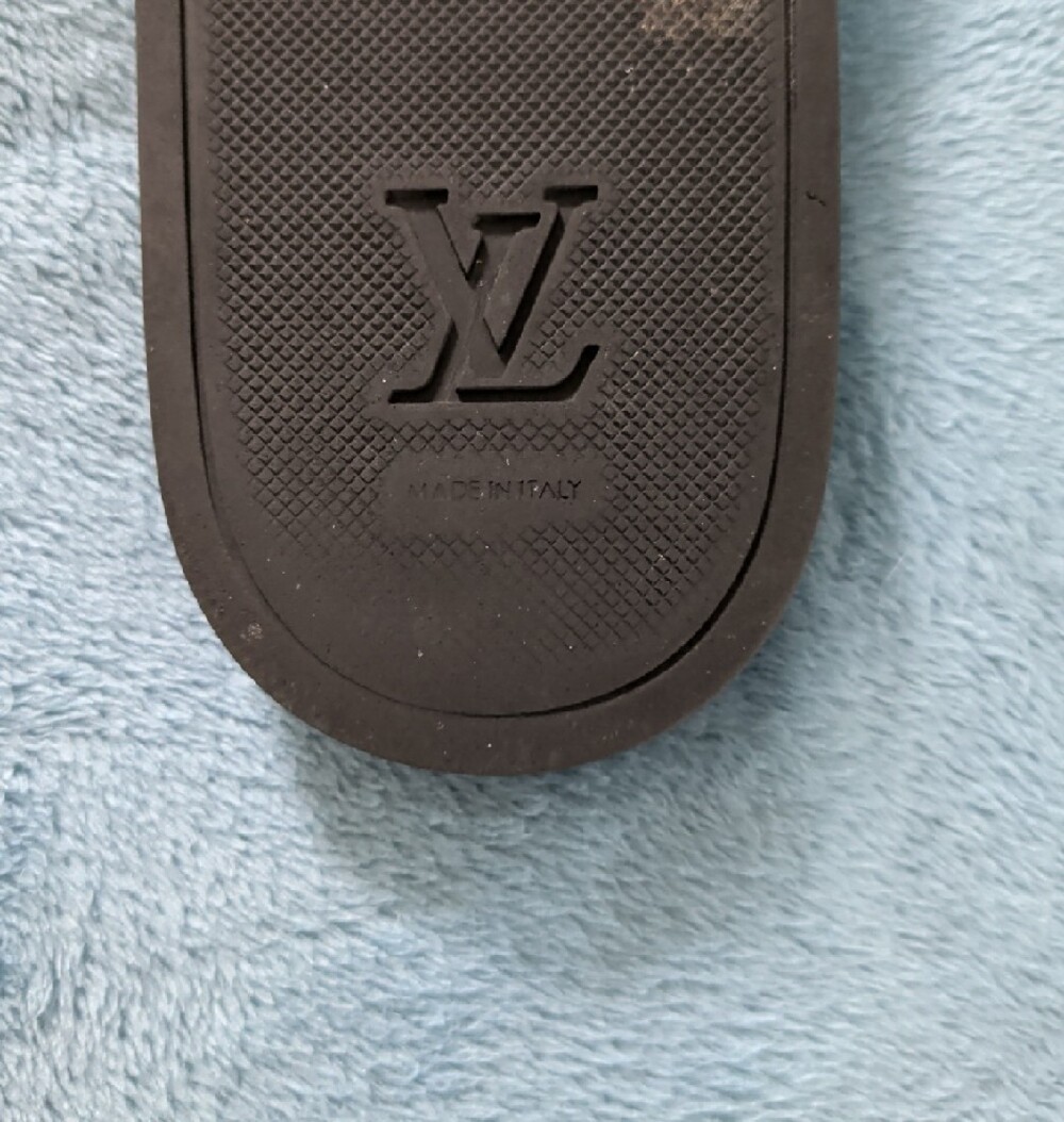Louis Vuitton Black Monogram Slide Sandals LV - Picture 12 of 16